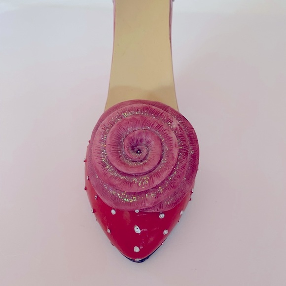 Porcelain High heel cell phone/glasses holder. Adorable/New - Picture 10 of 11